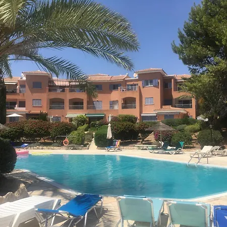 Semesterbostad Limnaria Kato - Wonderful Near The And Facilities Paphos