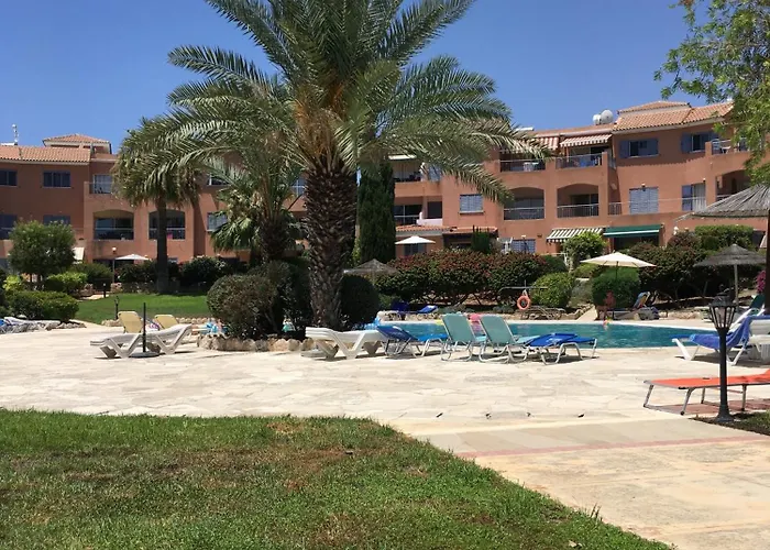 Limnaria Kato - Wonderful Near The And Facilities Paphos